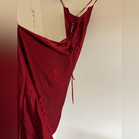 Stone cold fox red silk dress Size 1! - Picture 3 of 6